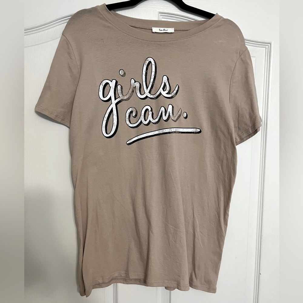 Girls Can Tee